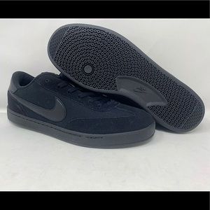 NIKE SB FC STANDARD BLACK / BLK-BLK-WHITE